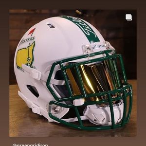 Meet your Posher, Kevin